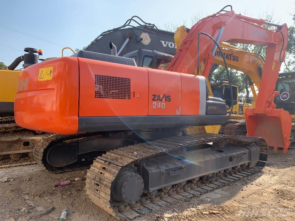 Hitachi Zaxis 240 حفارات زحافة