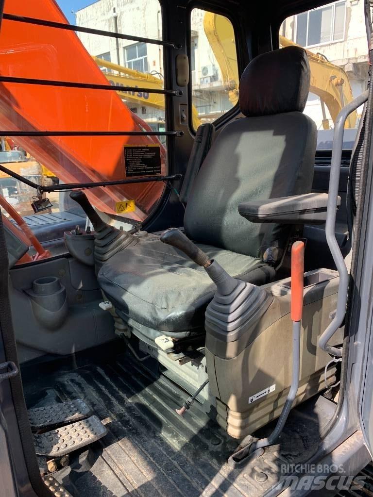 Hitachi Zaxis 240 حفارات زحافة