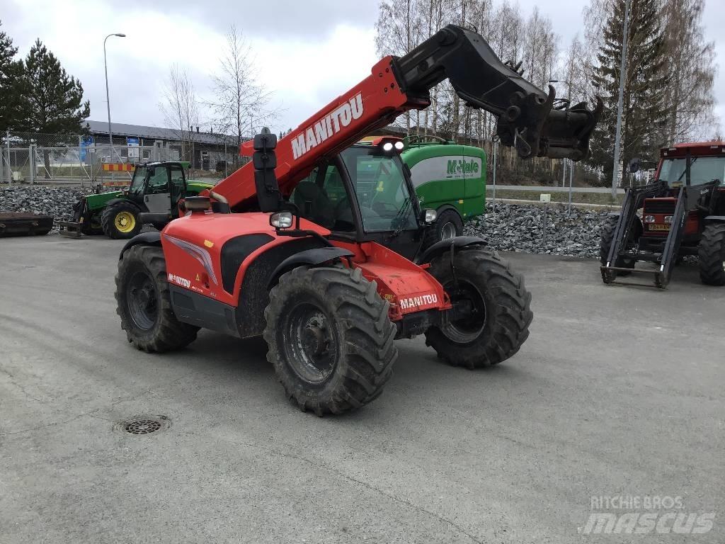 Manitou 741 معدات مناولة لأغراض الزراعة