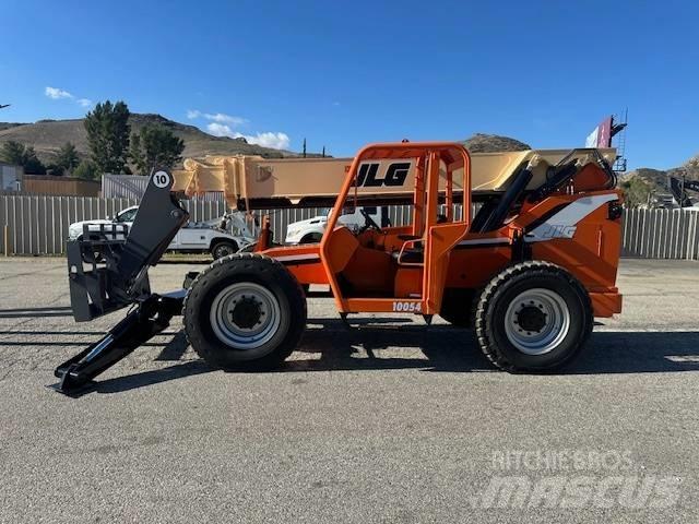 JLG 1054 مناولات متداخلة