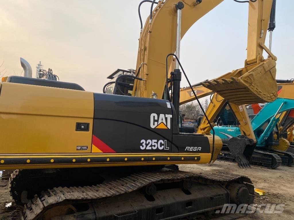 CAT 325 CL حفارات زحافة