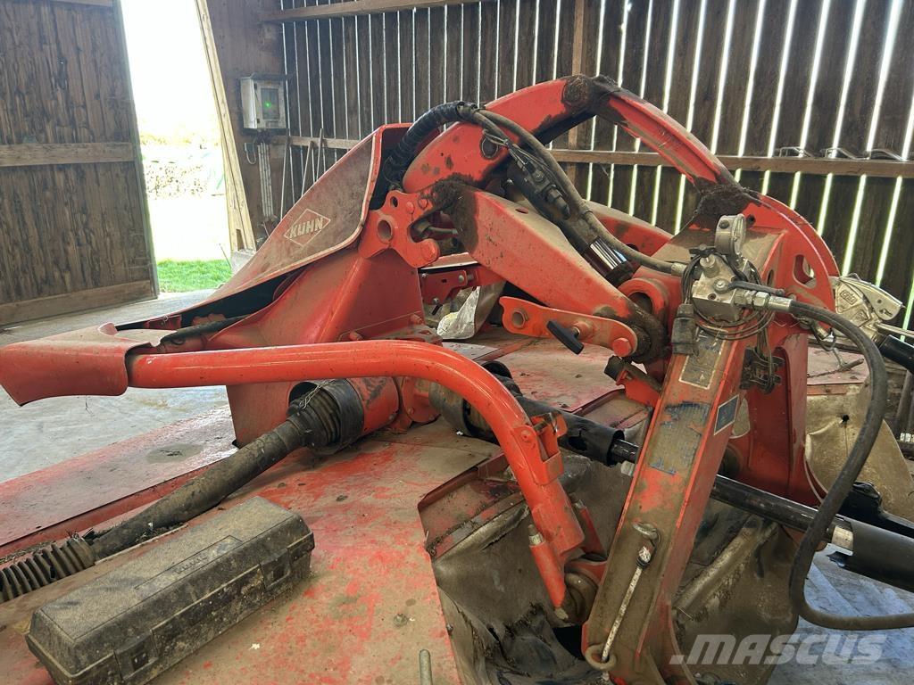 Kuhn FC3125 ماكينات جز العشب