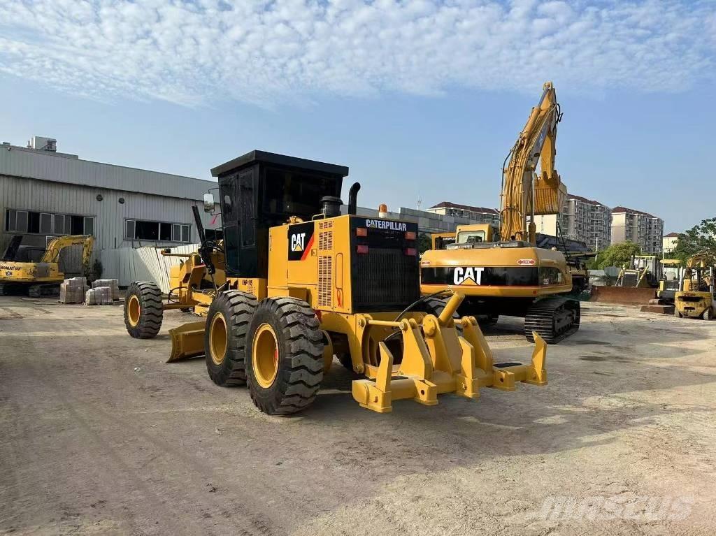 CAT CAT140H معدات تمهيد الطرق