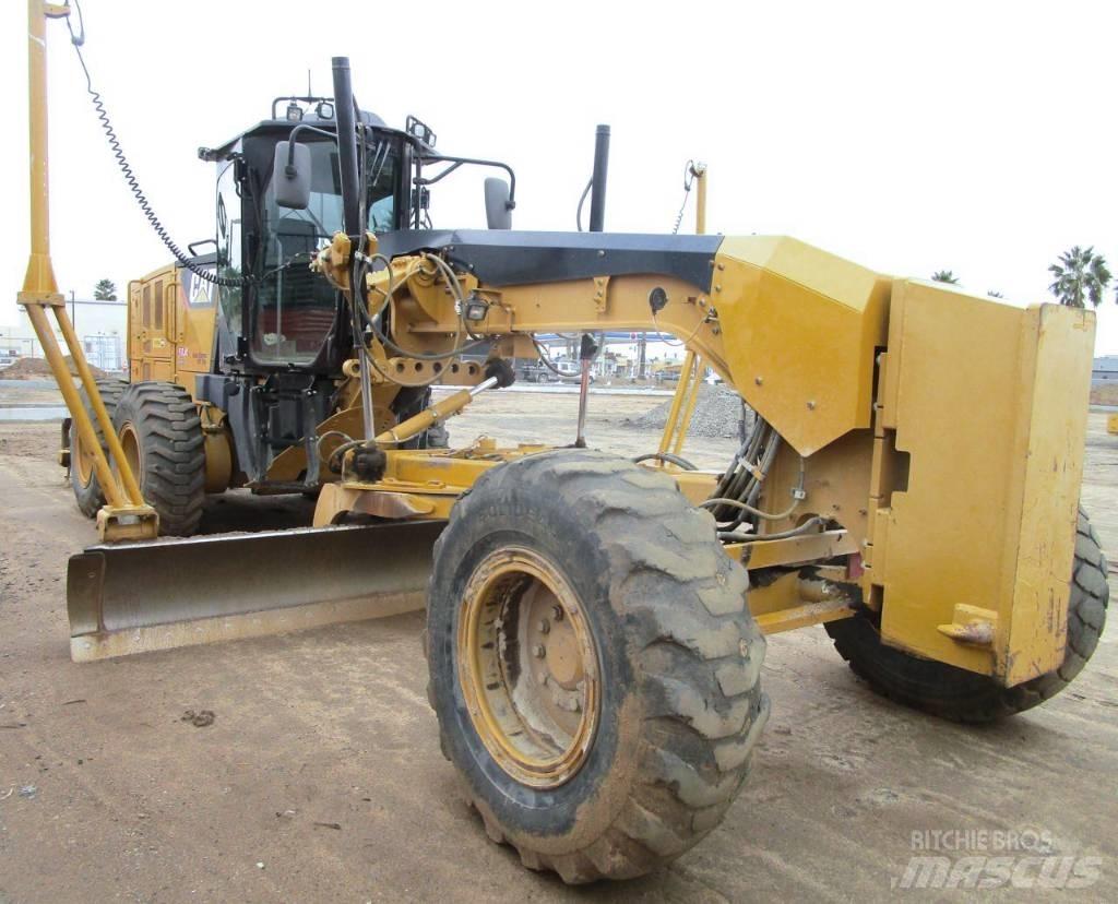 CAT 140 M 2 VHP معدات تمهيد الطرق