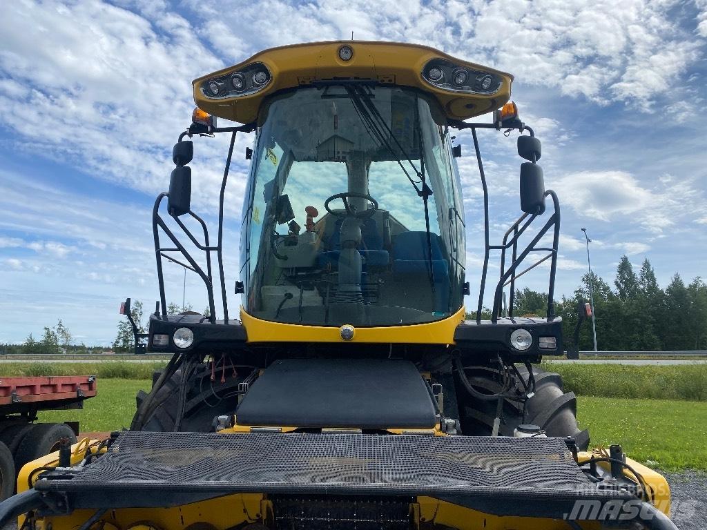 New Holland FR 500 علافات ذاتية الدفع