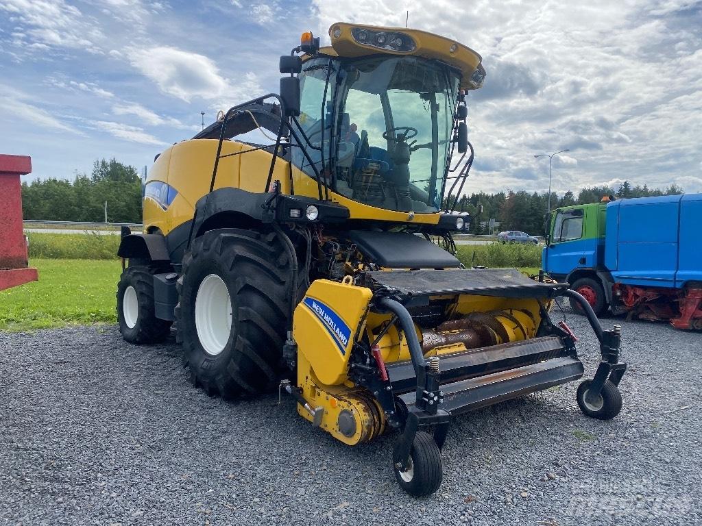New Holland FR 500 علافات ذاتية الدفع
