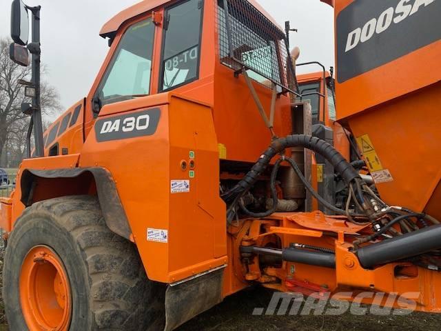 Doosan DA 30 ساحبات مفصلية