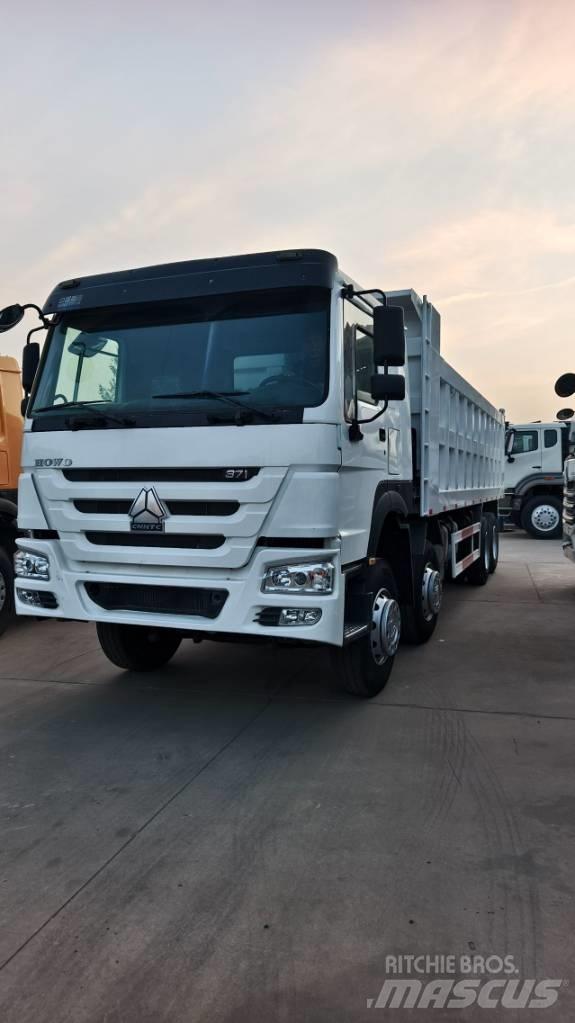 Sinotruk HOWO371 عربات نقل قلابة للمواقع
