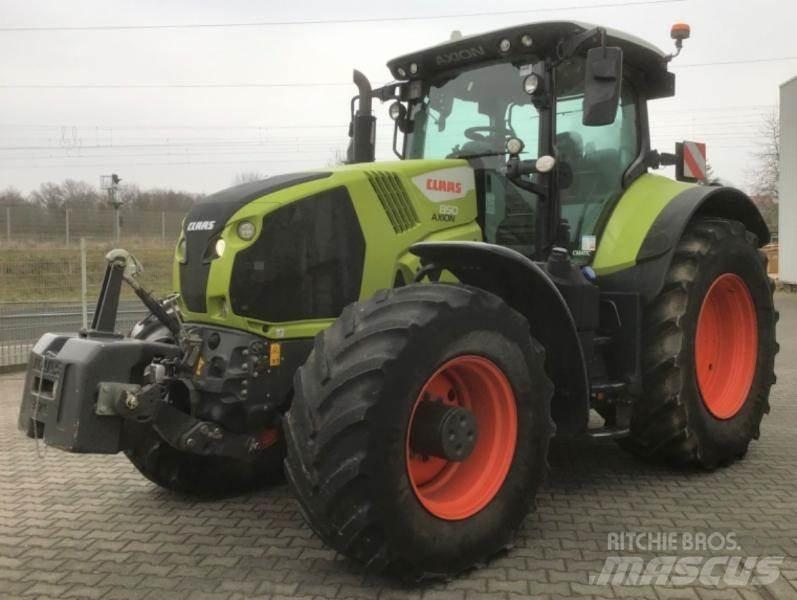 CLAAS AXION 850 الجرارات