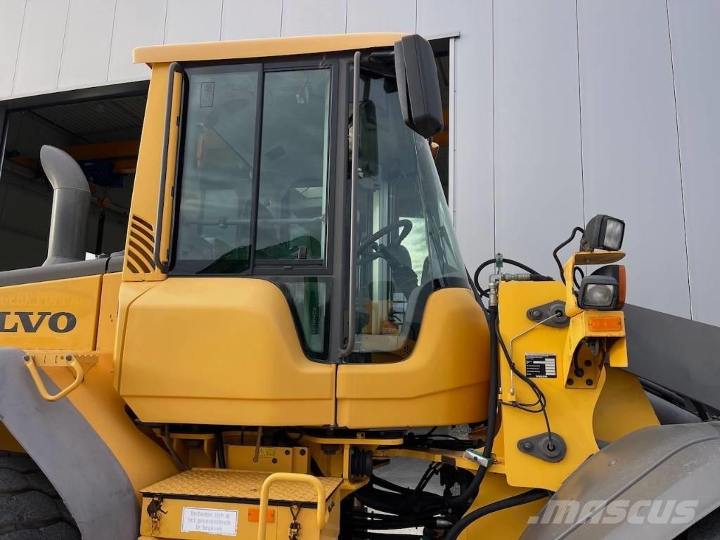 Volvo L 90 F CDC + BSS لوادر بعجل
