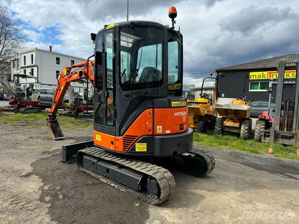 Hitachi ZX 30 U-2 حفارات صغيرة أقل من 7 طن (حفارات صغيرة)