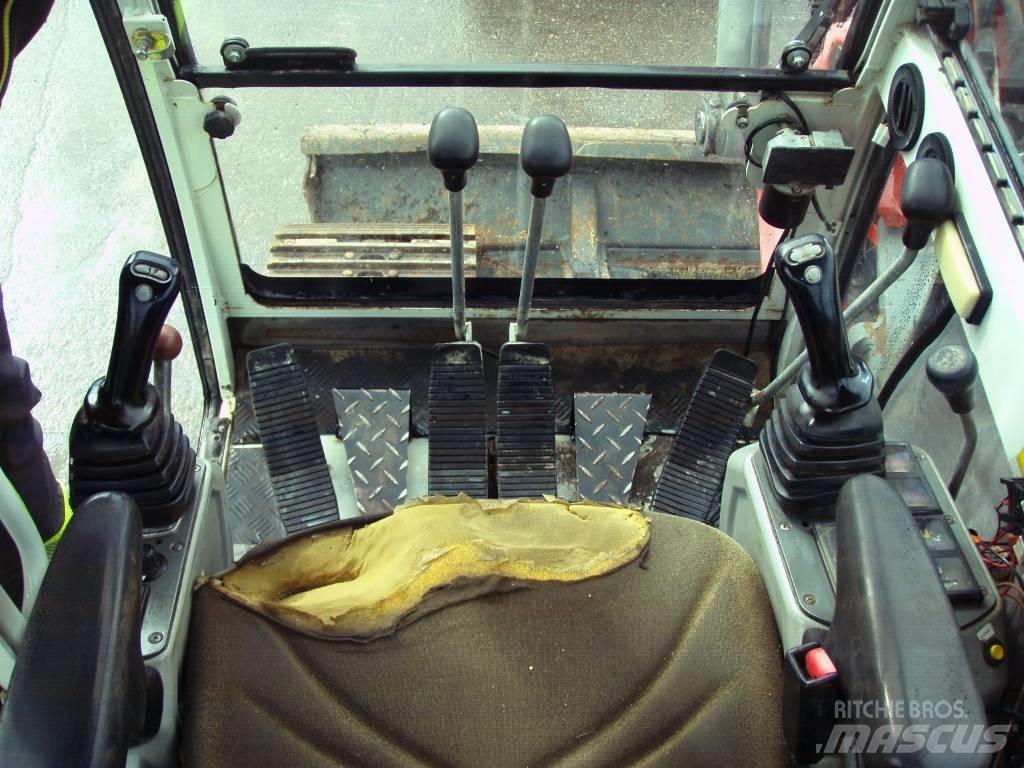 Neuson 12002 RD V حفارات وسط 7 طن - 12 طن