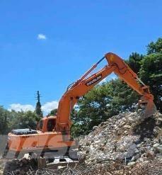 Doosan DX210WA حفارات بعجل