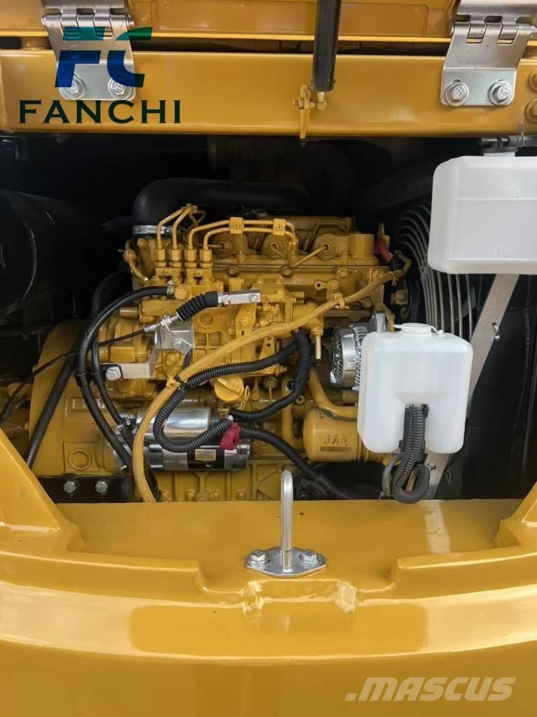 CAT 308E حفارات زحافة