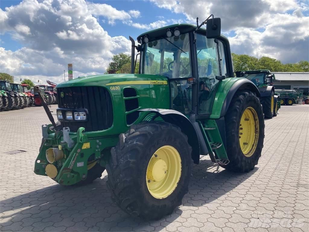 John Deere 6630 الجرارات