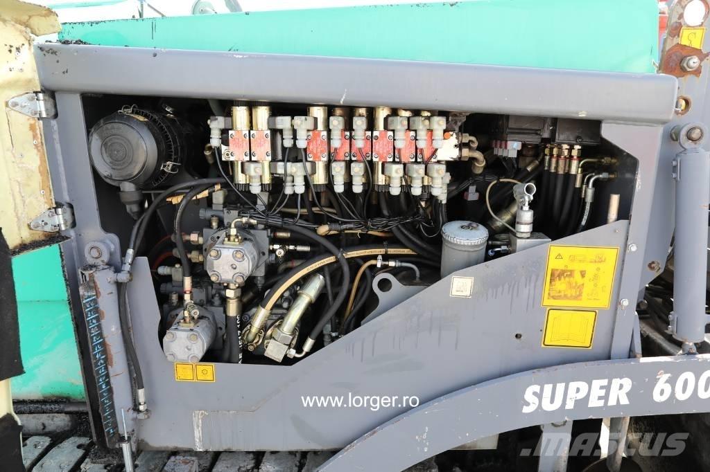 Vögele Super 600 معدات السفلتة