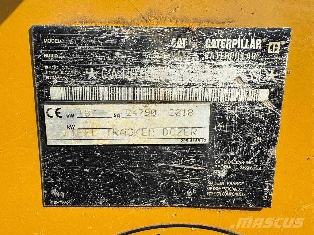 CAT D6T LGP بلدوزرات مجنزرة