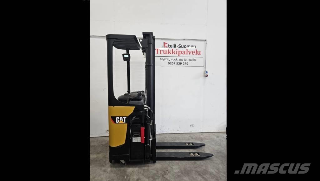 CAT NSR16N (Vuokralla) شاحنات مناولة ذاتية الدفع