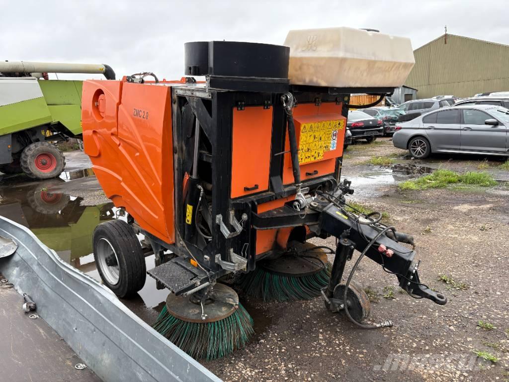 Pronar ZMC 2.0 كناسات