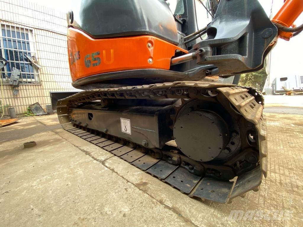 Hitachi ZX65 حفارات صغيرة أقل من 7 طن (حفارات صغيرة)