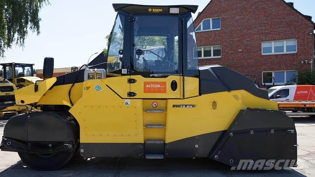 Bomag BW 28 RH مداحل ذات إطارات هوائية