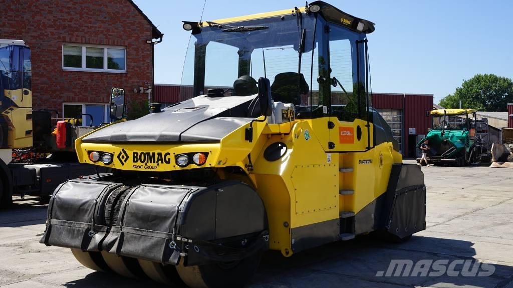 Bomag BW 28 RH مداحل ذات إطارات هوائية