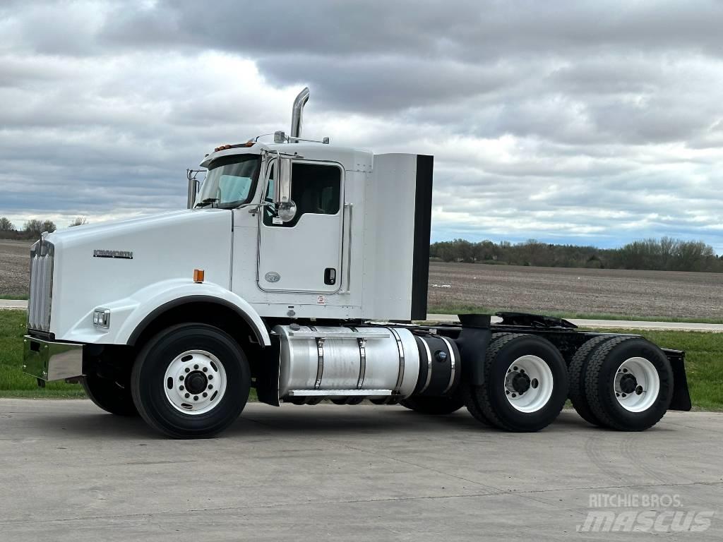 Kenworth T800 وحدات الجر