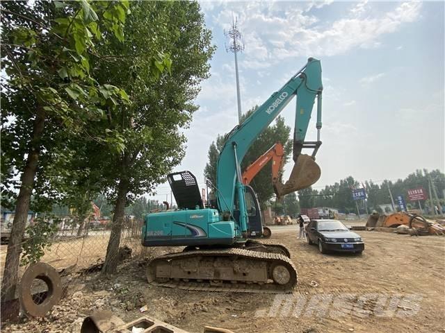 Kobelco SK 200 حفارات زحافة