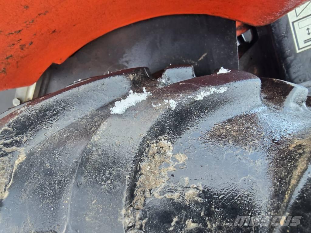 Taian DY840 لوادر صغيرة