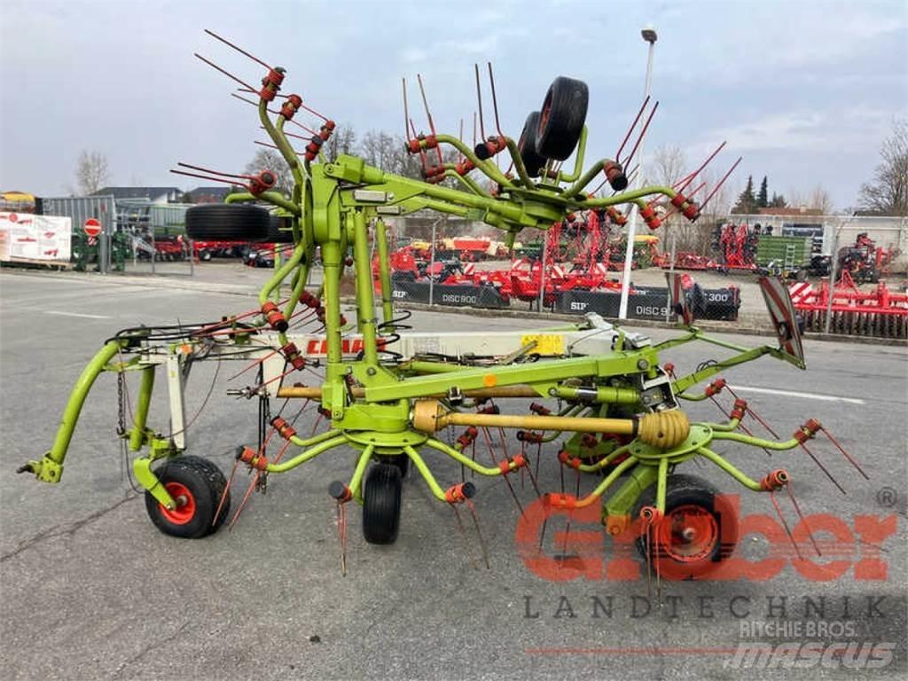 CLAAS Volto 1050 مكابس وميبسات التبن