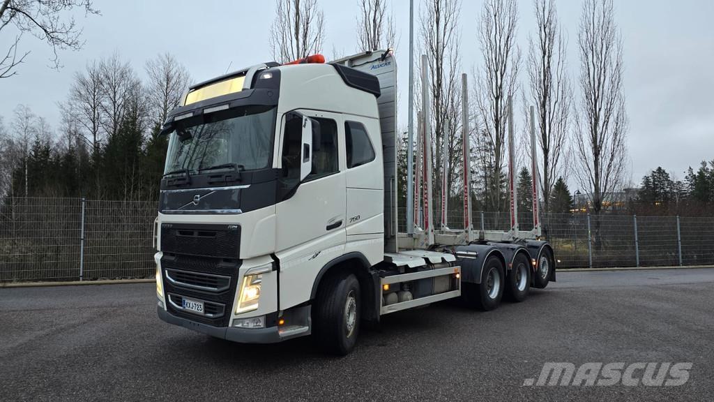 Volvo FH شاحنات أشجار