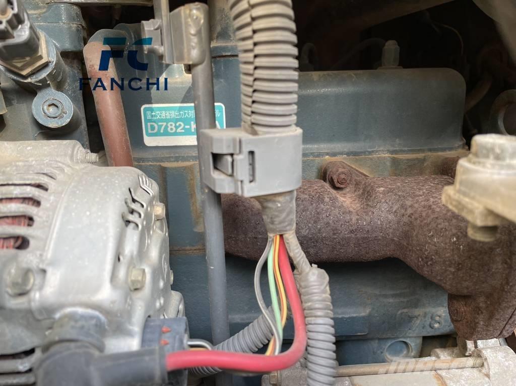 Kubota U 15 S حفارات زحافة