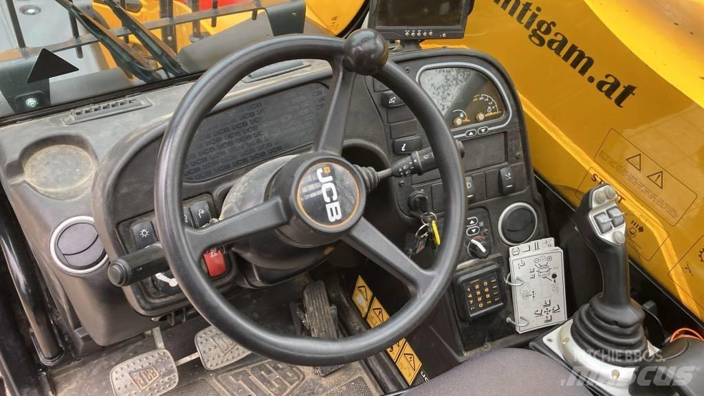 JCB 540-170 مناولات متداخلة