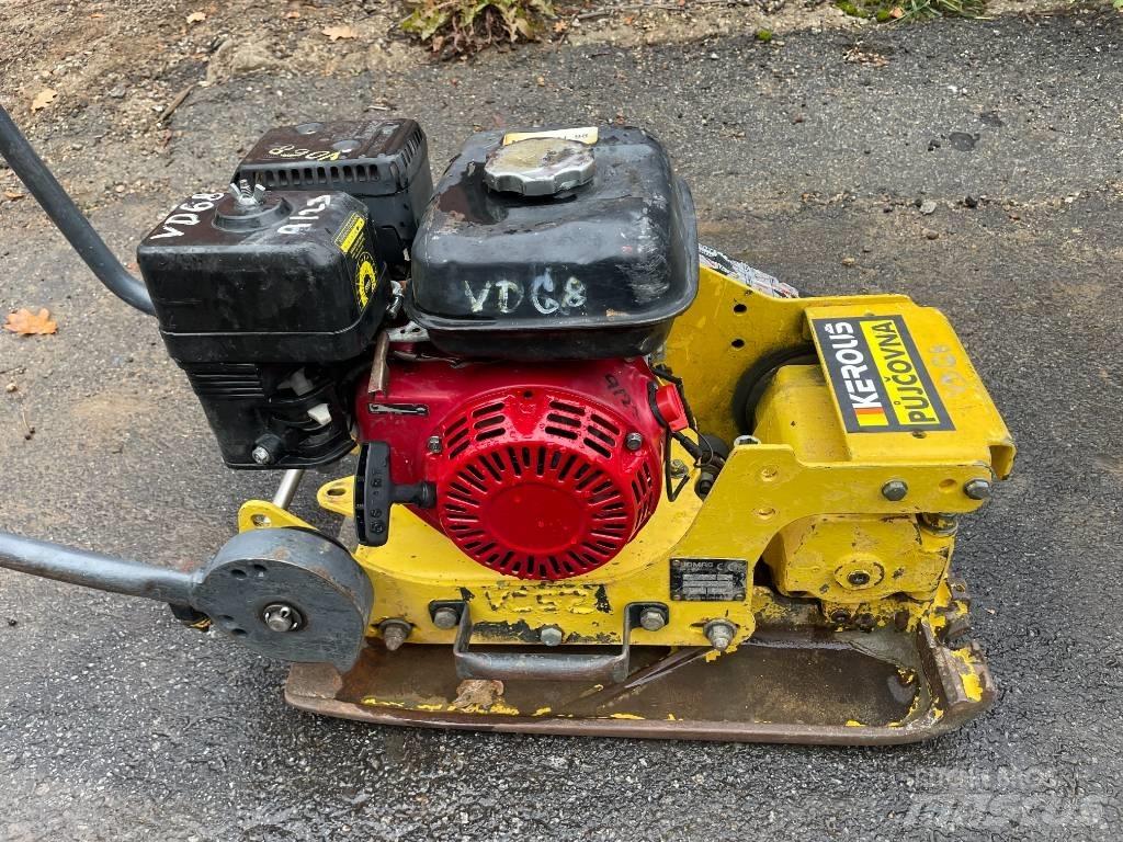 Bomag BP 10/36-2 دكاكات أفقية