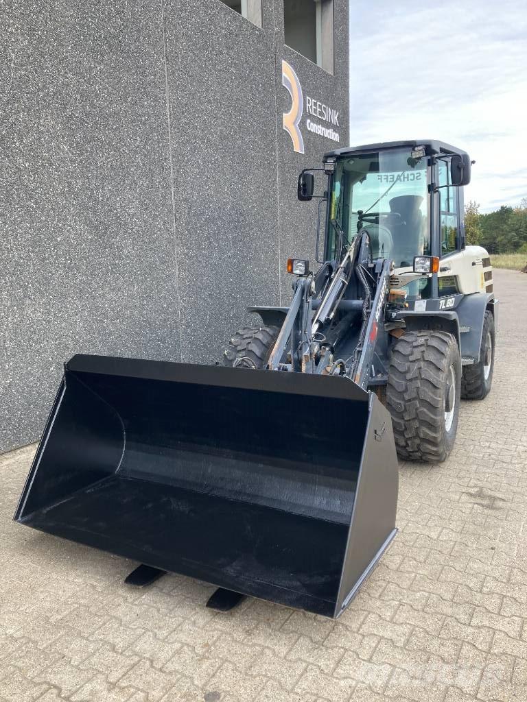 Schaeff TL 80 لوادر صغيرة