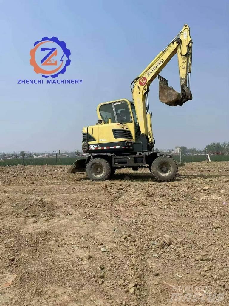 Hyundai 60 W حفارات بعجل