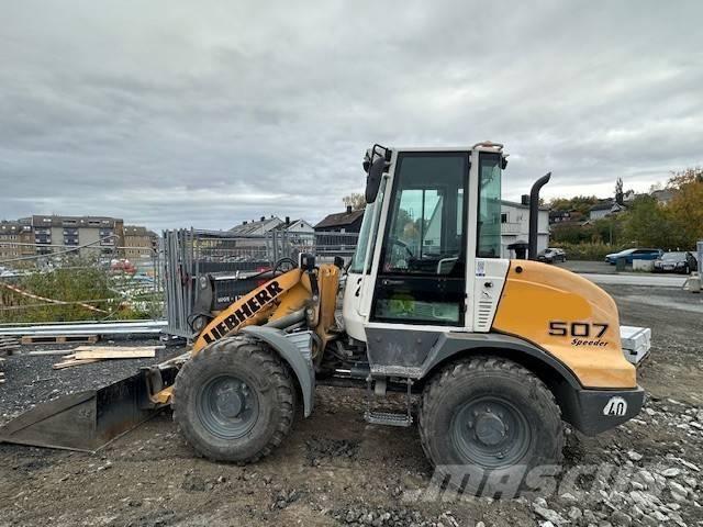 Liebherr L 507 لوادر بعجل