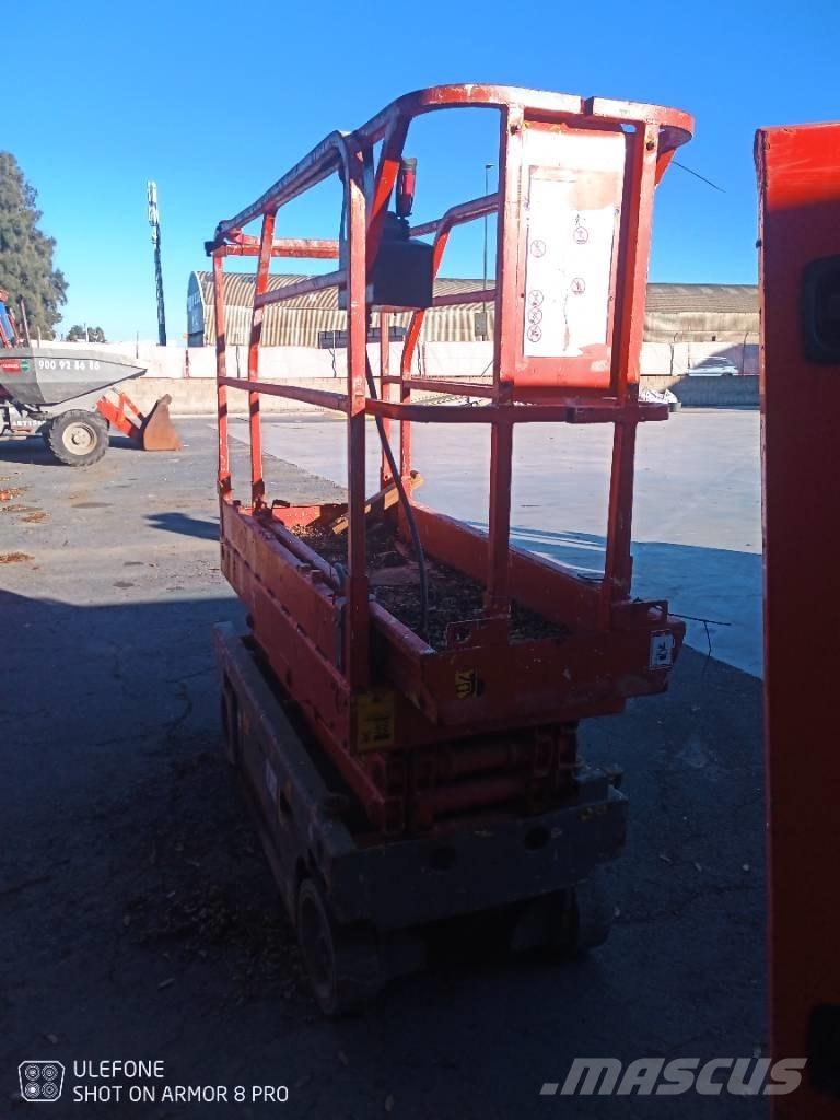 Haulotte Optimum  8 رافعات مقصية الشكل