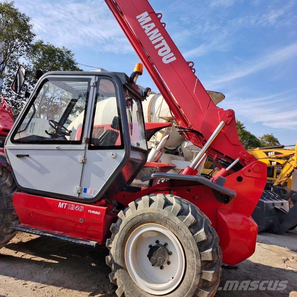 Manitou MT 1240 مناولات متداخلة