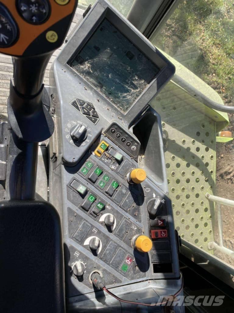 Class Lexion 580 tt حصادات