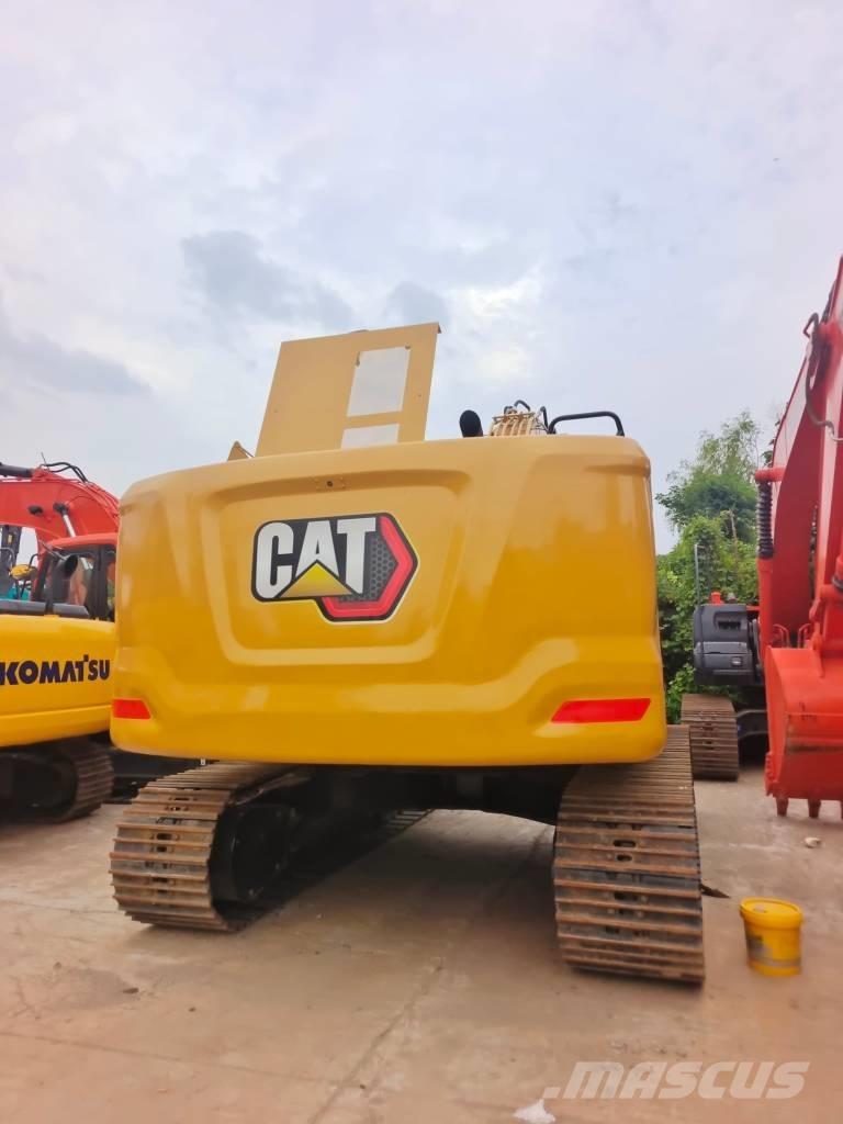 CAT 323 GC حفارات زحافة