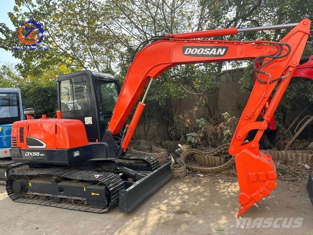 Doosan 55 حفارات صغيرة أقل من 7 طن (حفارات صغيرة)