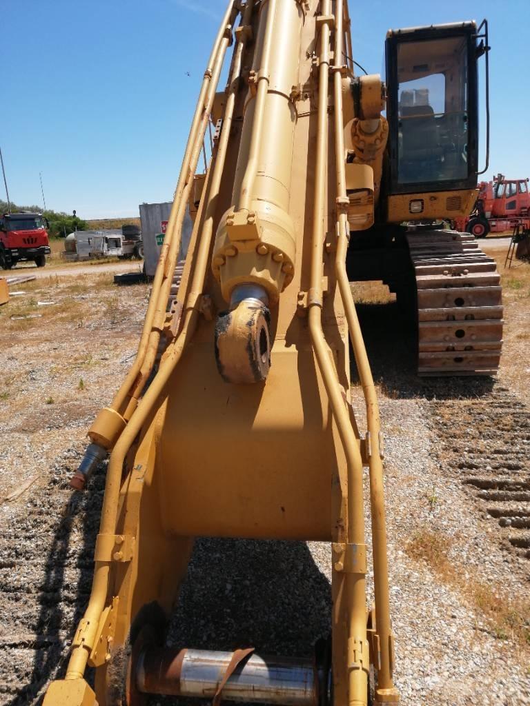 CAT 375 L حفارات زحافة