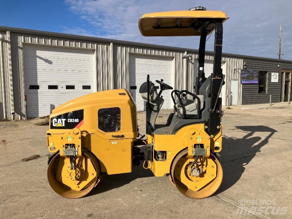 CAT CB 24 B مداحل ثنائية الاسطوانة