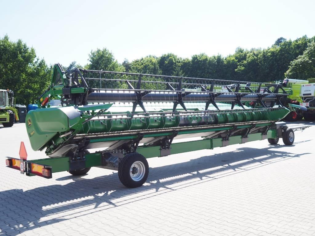 John Deere S780 + 730X حصادات