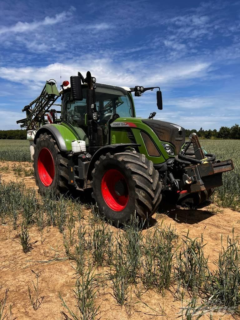 Fendt 724 Profi الجرارات