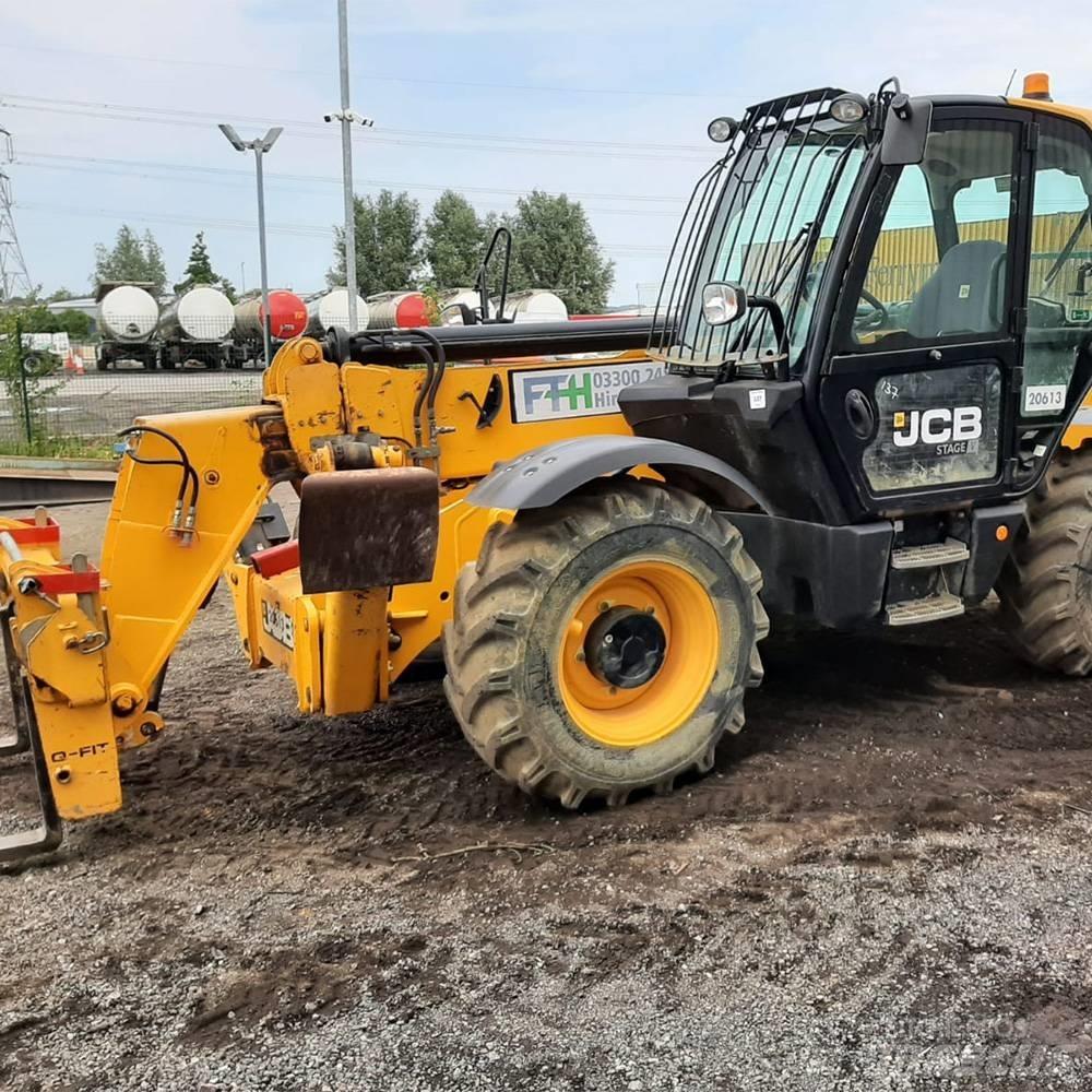 JCB 535 V 125 مناولات متداخلة
