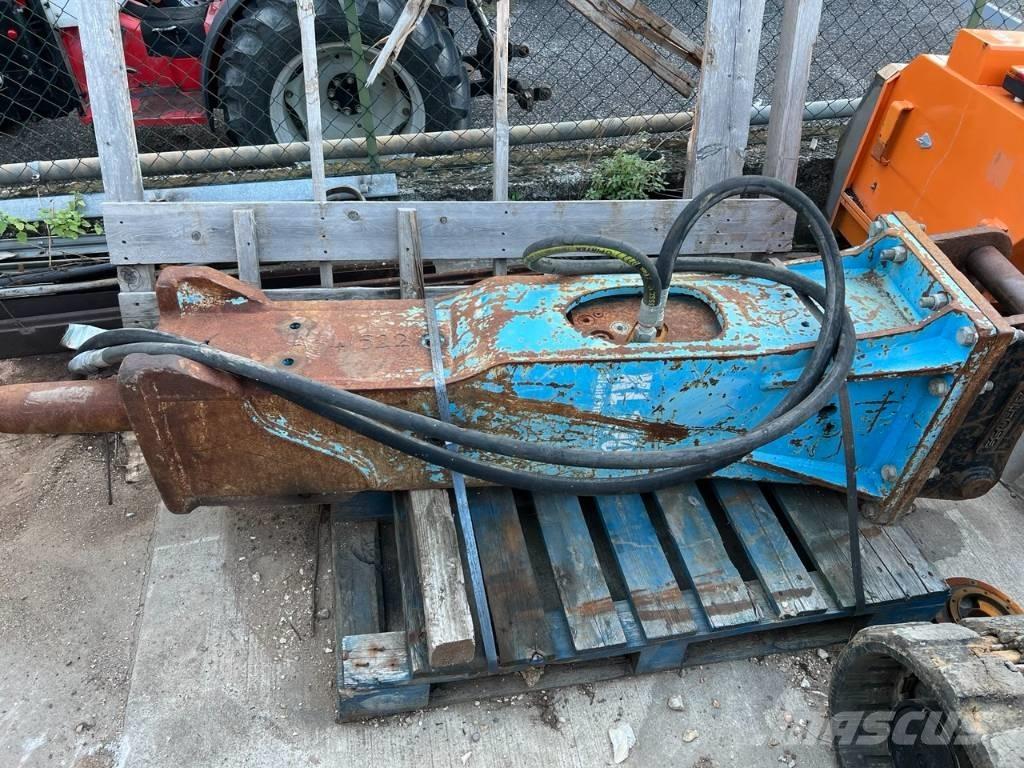 Montabert XL 1000 مطارق / كسارات