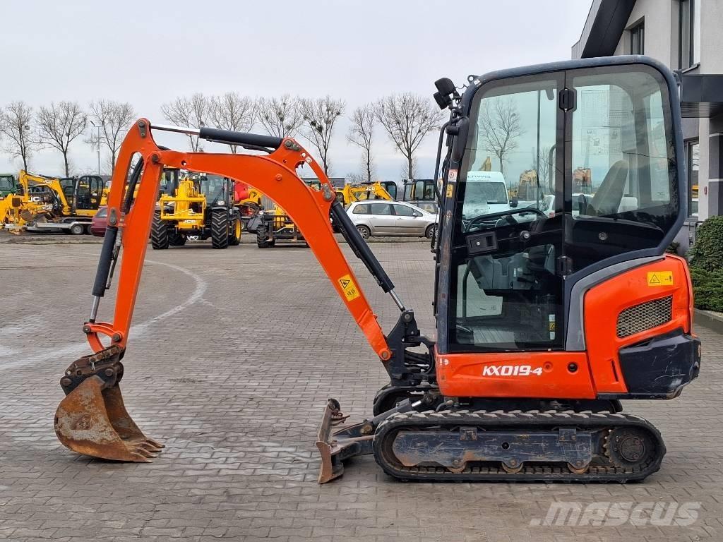 Kubota KX 019-4 حفارات صغيرة أقل من 7 طن (حفارات صغيرة)
