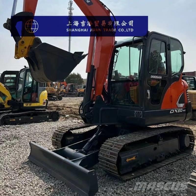 Doosan DX 60-9C حفارات صغيرة أقل من 7 طن (حفارات صغيرة)